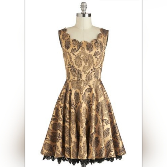 NEW MINUET MODCLOTH Anthropologie Bridgerton Flare Retro Gold Brocade Dress M - Picture 3 of 12